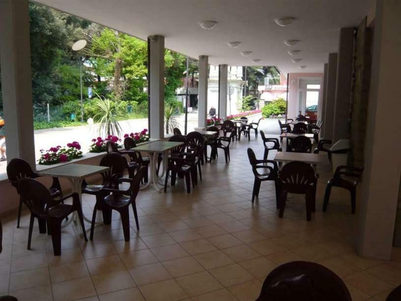 Hotel Calipso Llido Degli Estensi Exterior photo